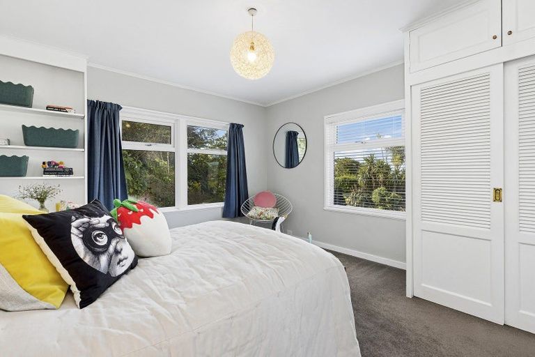 Photo of property in 3 Puketiro Avenue, Northland, Wellington, 6012