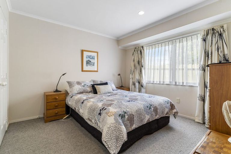 Photo of property in 12 Daria Place, Northpark, Auckland, 2013