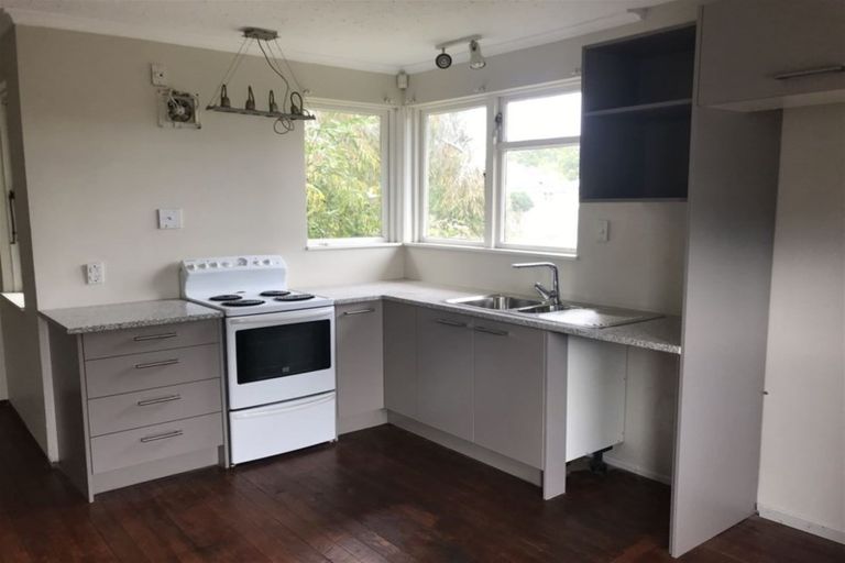 Photo of property in 27 Hooker Avenue, Bryndwr, Christchurch, 8053