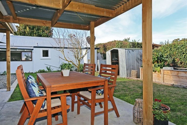 Photo of property in 2/707 Queen Street East, Parkvale, Hastings, 4122