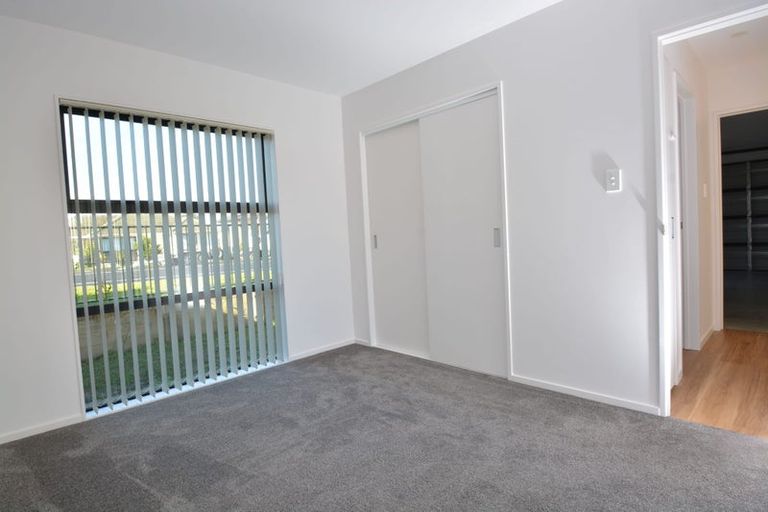Photo of property in 26a Hutchinsons Road, Bucklands Beach, Auckland, 2014