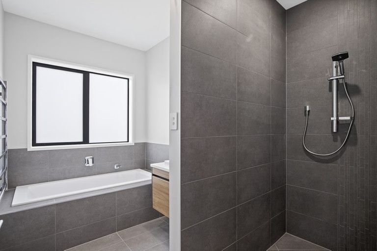 Photo of property in 80 Brewster Road, Pukekawa, Tuakau, 2696