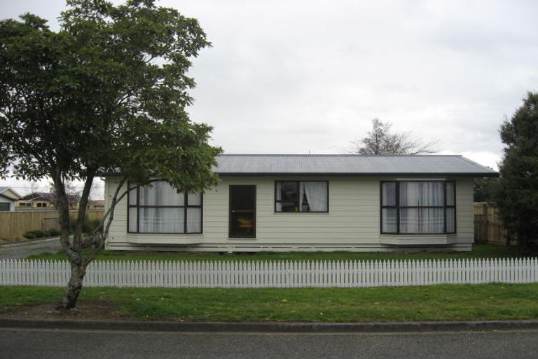 Photo of property in 30 Frederick Street, Carterton, 5713