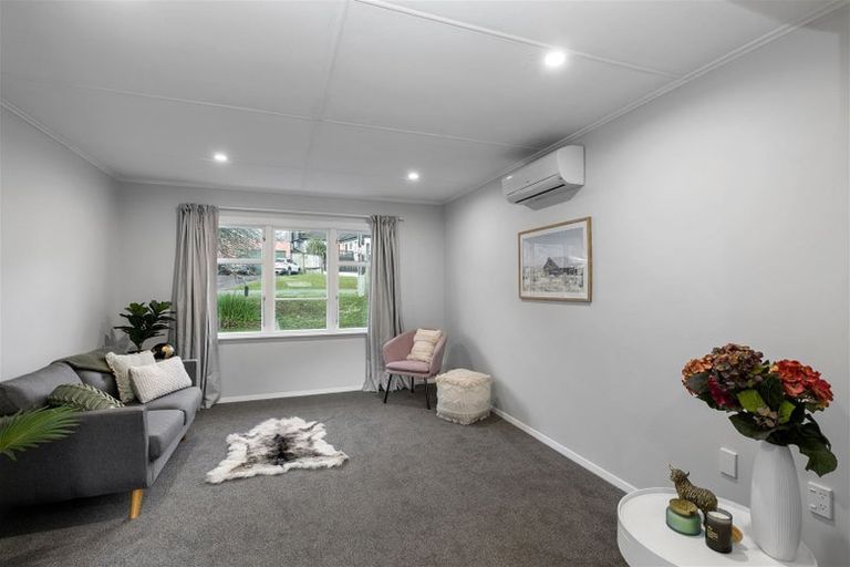 Photo of property in 58 Coast Road, Wainuiomata, Lower Hutt, 5014