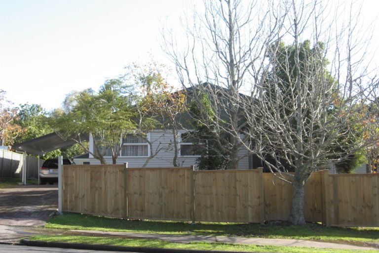 Photo of property in 24 Kahurangi Place, Hillpark, Auckland, 2102