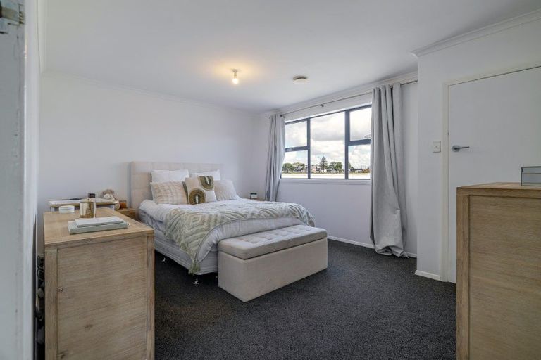 Photo of property in 486 Tremaine Avenue, Takaro, Palmerston North, 4410