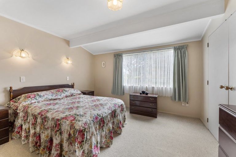 Photo of property in 18 Millhaven Place, Otaki, 5512