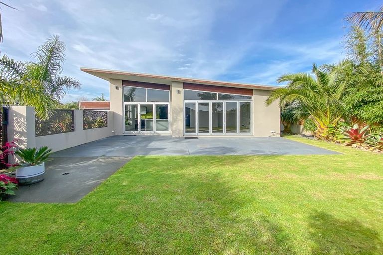 Photo of property in 8a Marlin Terrace, Bell Block, New Plymouth, 4312