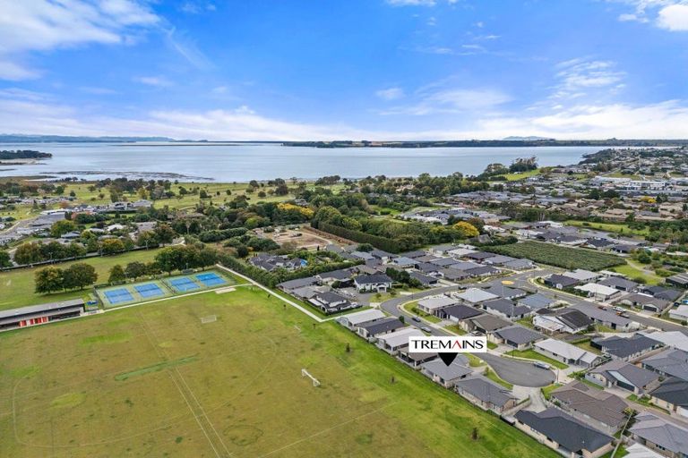 Photo of property in 26 Richardson Road, Omokoroa, 3114