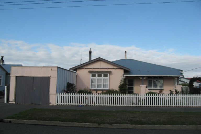 Photo of property in 13 Lynn Street, Oamaru North, Oamaru, 9400