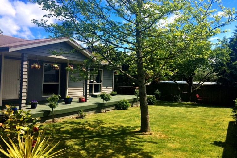 Photo of property in 18 Lincoln Road, Carterton, 5713