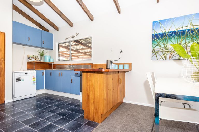 Photo of property in 22 Wallis Road, Kaiti, Gisborne, 4010