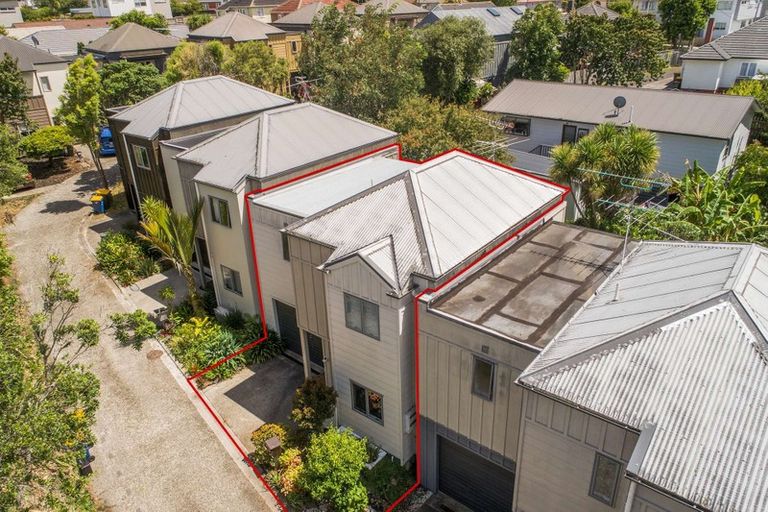 Photo of property in 48d Arawa Street, New Lynn, Auckland, 0600