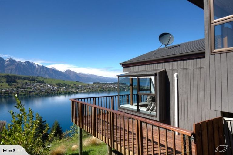 Photo of property in 13 Sunrise Lane, Queenstown, 9300