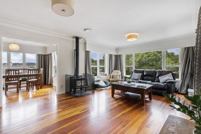 Photo of property in 6 Tagor Street, Glen Eden, Auckland, 0602