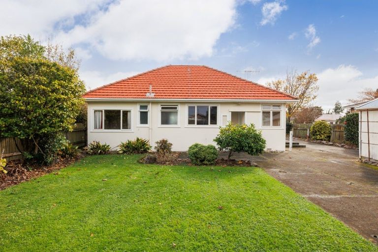Photo of property in 26 Puriri Terrace, Roslyn, Palmerston North, 4414