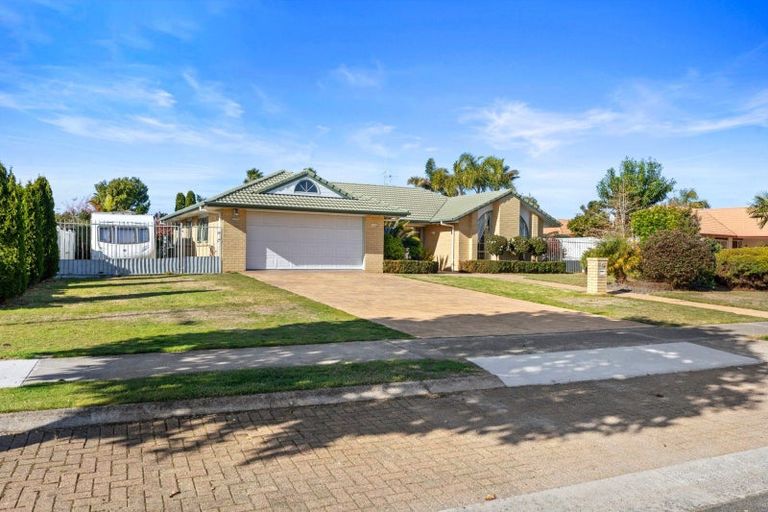 Photo of property in 69 Palm Beach Boulevard, Papamoa Beach, Papamoa, 3118