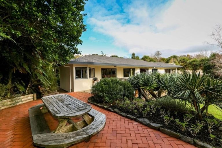 Photo of property in 16a Del Mar Place, Merrilands, New Plymouth, 4312