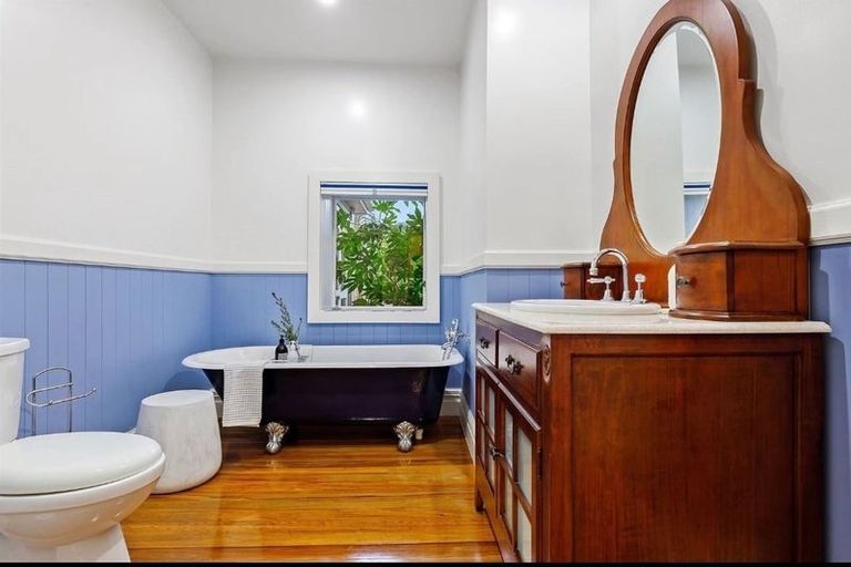 Photo of property in 49 Penrith Avenue, Somerfield, Christchurch, 8024