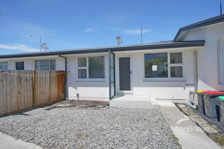 Photo of property in 2/123 Hills Road, Edgeware, Christchurch, 8013