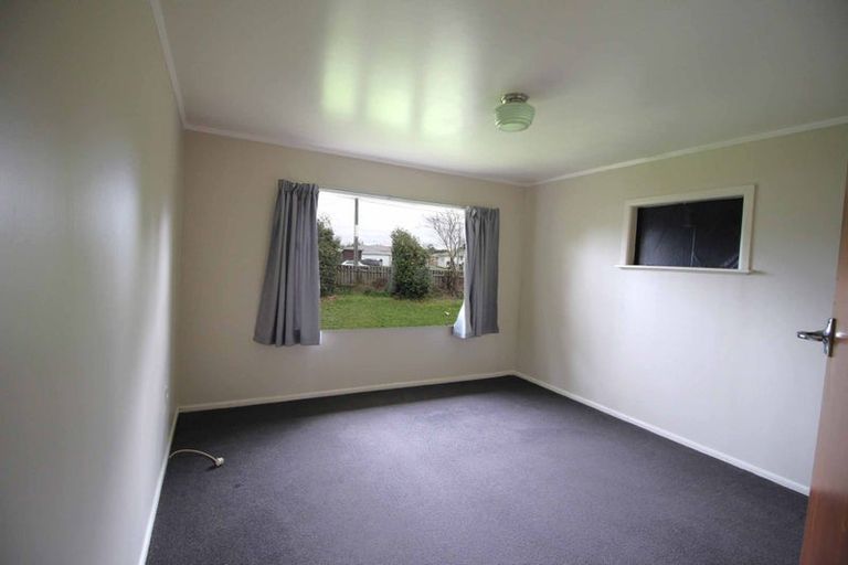 Photo of property in 1 Vine Street, Hillcrest, Hamilton, 3216