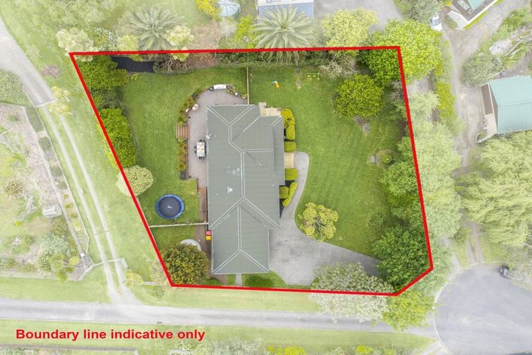 Photo of property in 12 Wyn Close, Kaukapakapa, 0871