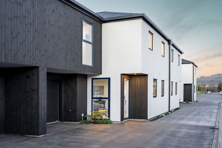 Photo of property in 2/3 Humboldt Street, Sydenham, Christchurch, 8023