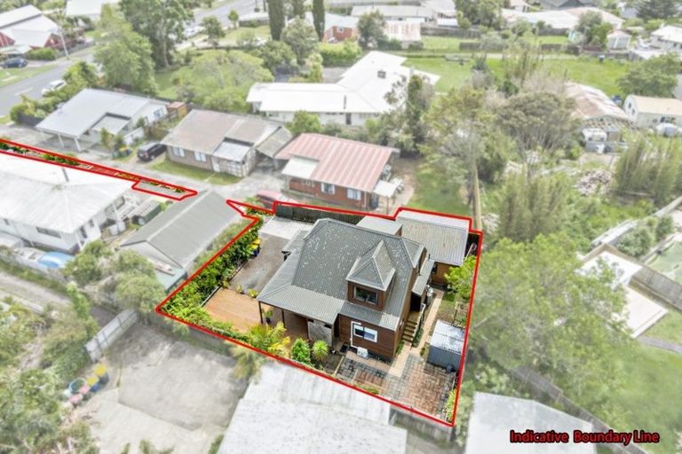 Photo of property in 2/80 Glengarry Road, Glen Eden, Auckland, 0602