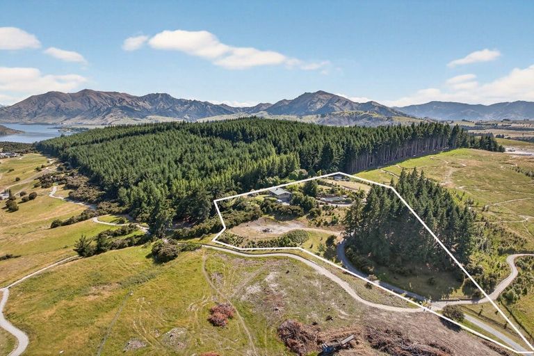 Photo of property in 52 Kirimoko Crescent, Wanaka, 9305