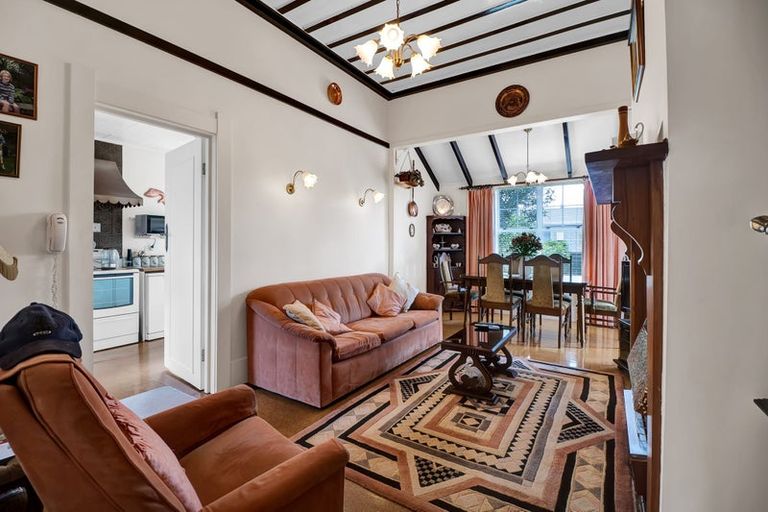 Photo of property in 53 Fantham Street, Hawera, 4610