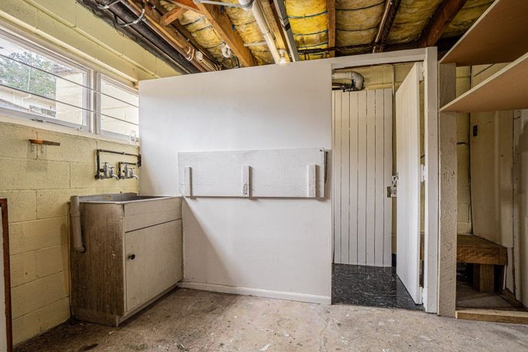 Photo of property in 20 Lorna Street, Lynmouth, New Plymouth, 4310