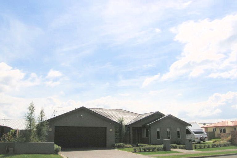 Photo of property in 26 Owhatiura Drive, Lynmore, Rotorua, 3010