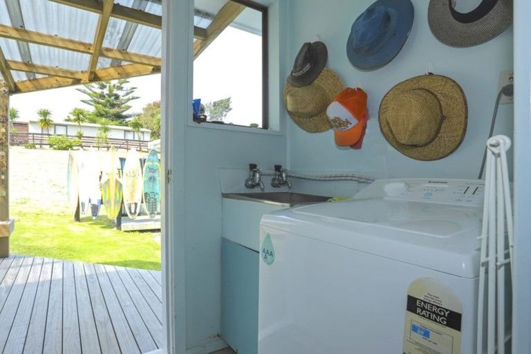 Photo of property in 615 Pukehina Parade, Pukehina, Te Puke, 3189