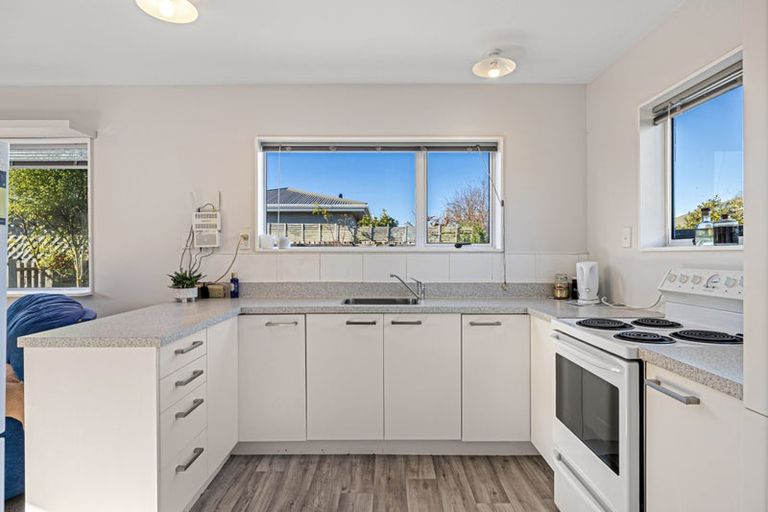 Photo of property in 39c Bassett Street, Burwood, Christchurch, 8083