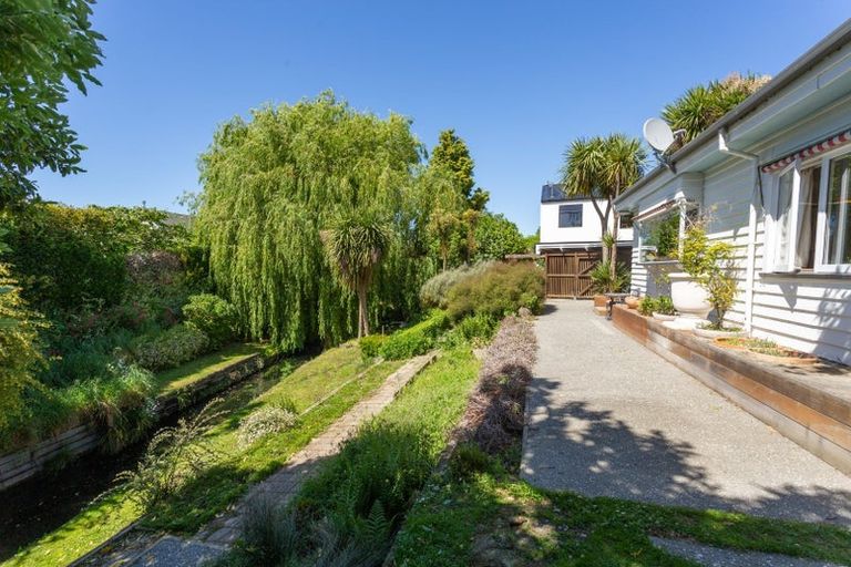 Photo of property in 82 Clyde Road, Ilam, Christchurch, 8041