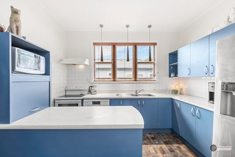 Photo of property in 3 Saint Ronans Avenue, Waterloo, Lower Hutt, 5011