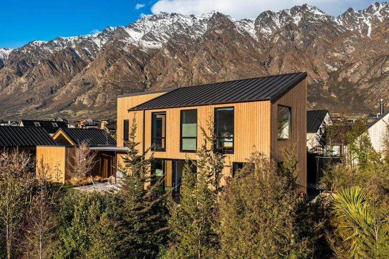 Photo of property in 3 Torridon Court, Jacks Point, Queenstown, 9371