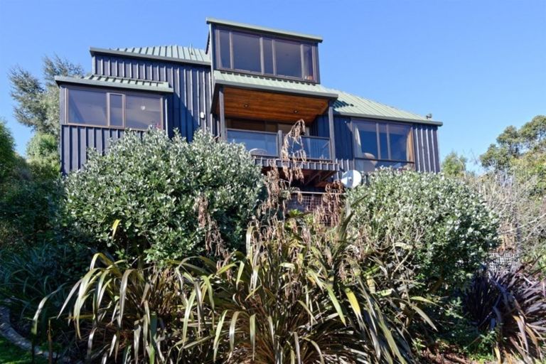 Photo of property in 12 Sedgwick Way, Westmorland, Christchurch, 8025