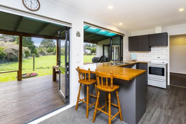 Photo of property in 82 Parkes Line Road, Maymorn, Upper Hutt, 5018