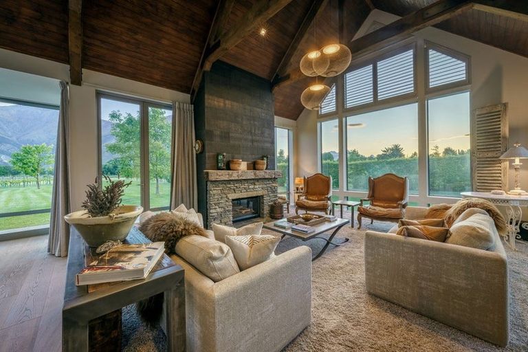 Photo of property in 4 Ellen Johnson Terrace, Lake Hayes, Queenstown, 9371