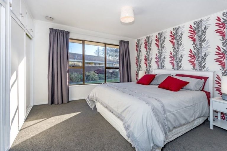 Photo of property in 8 Guise Lane, Hillmorton, Christchurch, 8025