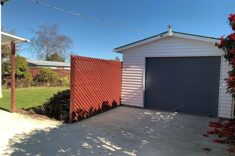 Photo of property in 61 Wattle Drive, New Brighton, Christchurch, 8083