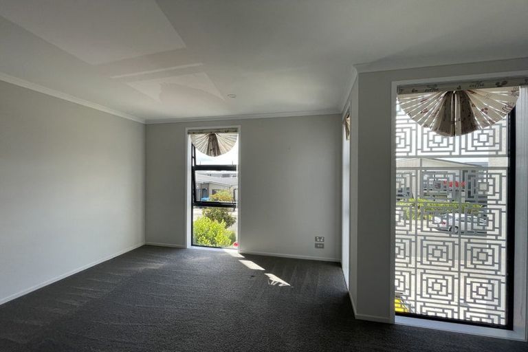 Photo of property in 14 Chaffinch Road, Hobsonville, Auckland, 0616