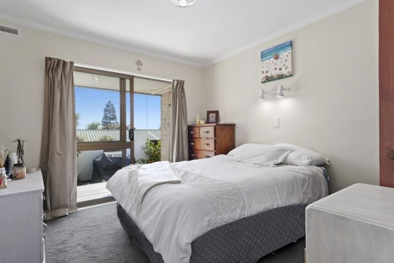 Photo of property in 52a Resolution Road, Welcome Bay, Tauranga, 3112