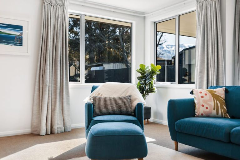 Photo of property in 20 Perriam Place, Mount Pisa, Cromwell, 9383