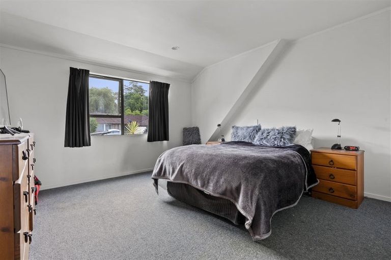 Photo of property in 1/20 Lowburn Place, Clover Park, Auckland, 2019