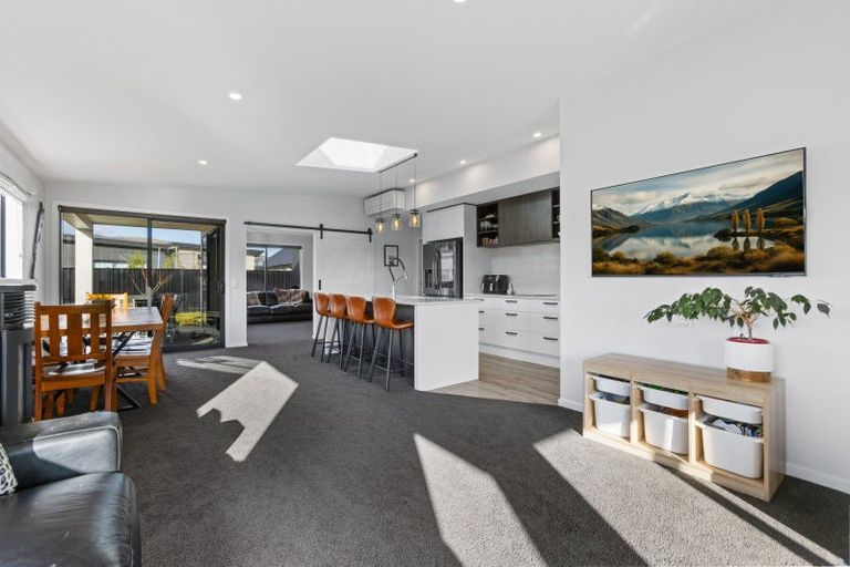 Photo of property in 1 Fraer Street, Cromwell, 9310