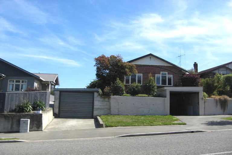Photo of property in 74 Avenue Road, West End, Timaru, 7910