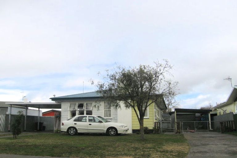 Photo of property in 75 Dover Road, Flaxmere, Hastings, 4120