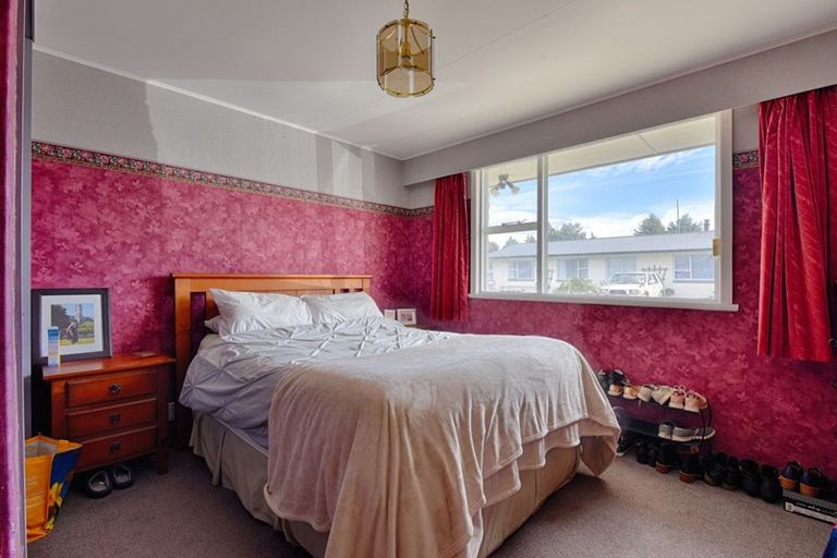 Photo of property in 90 Kitchener Street, Gore, 9710